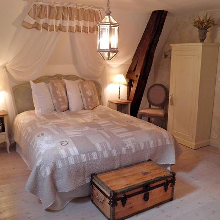 L'Ange Est Reveur Bed and Breakfast Langeais Esterno foto