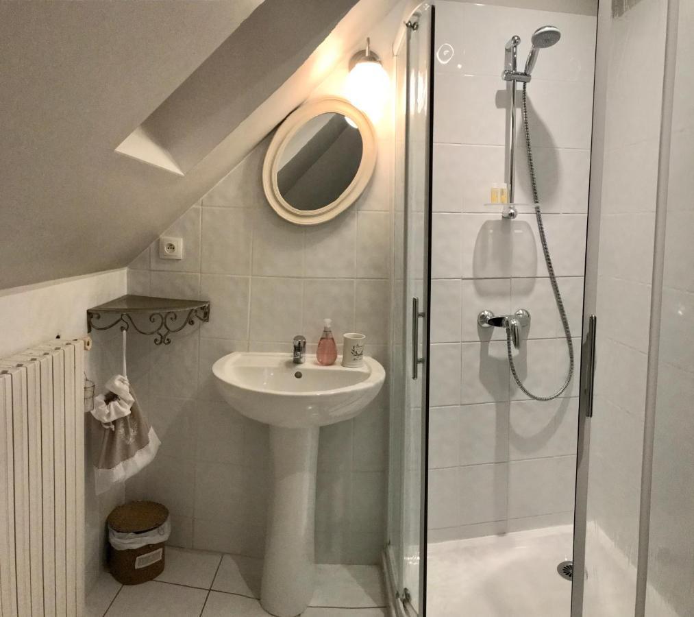L'Ange Est Reveur Bed and Breakfast Langeais Esterno foto