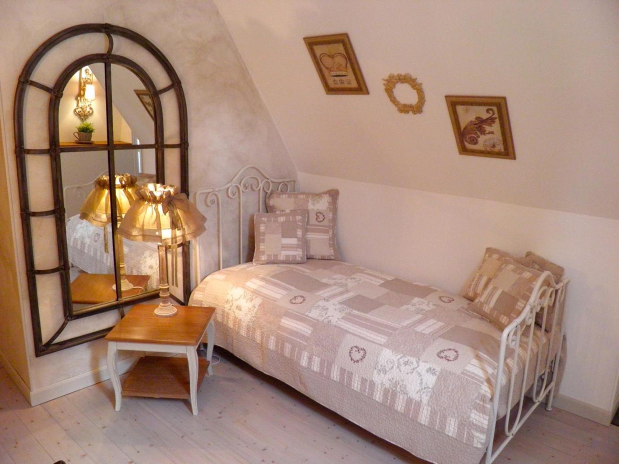L'Ange Est Reveur Bed and Breakfast Langeais Esterno foto