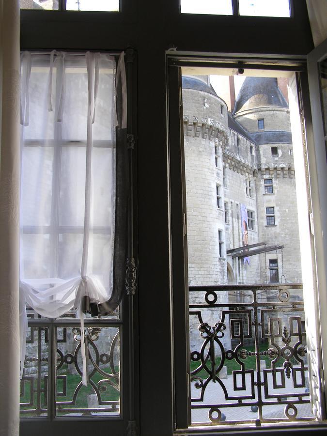 L'Ange Est Reveur Bed and Breakfast Langeais Esterno foto