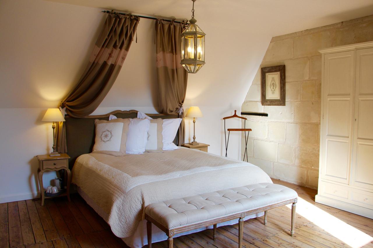 L'Ange Est Reveur Bed and Breakfast Langeais Esterno foto