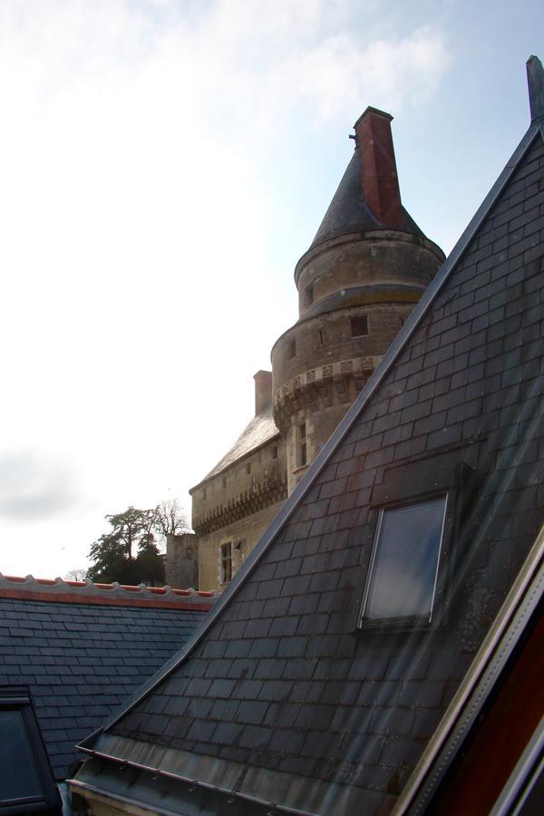 L'Ange Est Reveur Bed and Breakfast Langeais Esterno foto