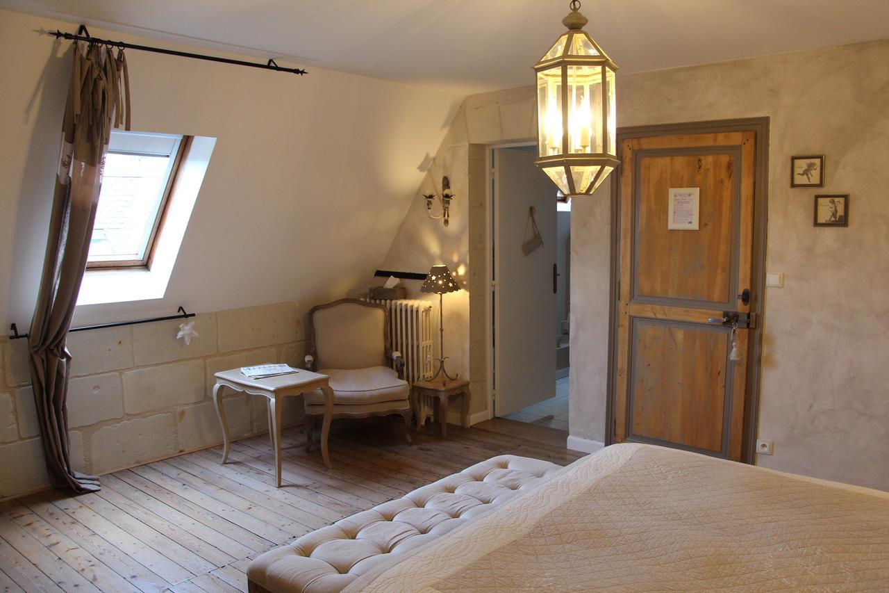 L'Ange Est Reveur Bed and Breakfast Langeais Esterno foto